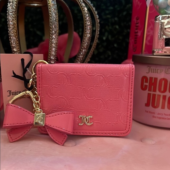 Juicy Couture Handbags - 🩷🍒Juicy Couture Pink Card Holder with Bow Keychain